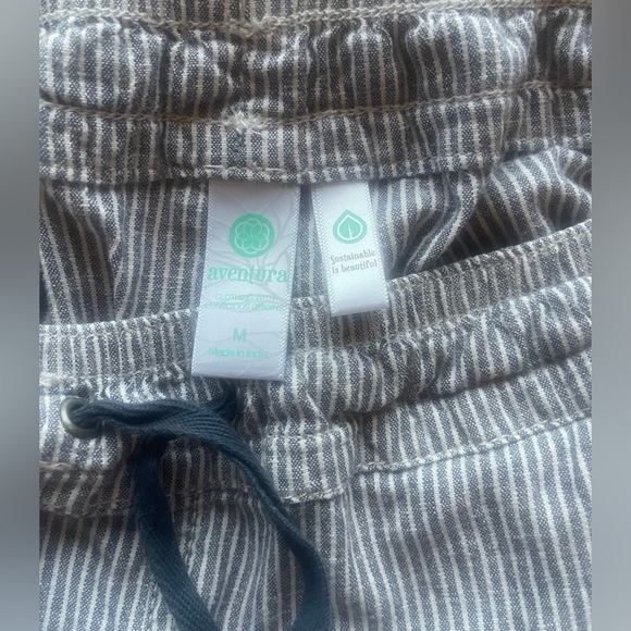 Aventura navy striped pull-on Breeze Pant. Drawstring, front standard rise. - Picture 5 of 10